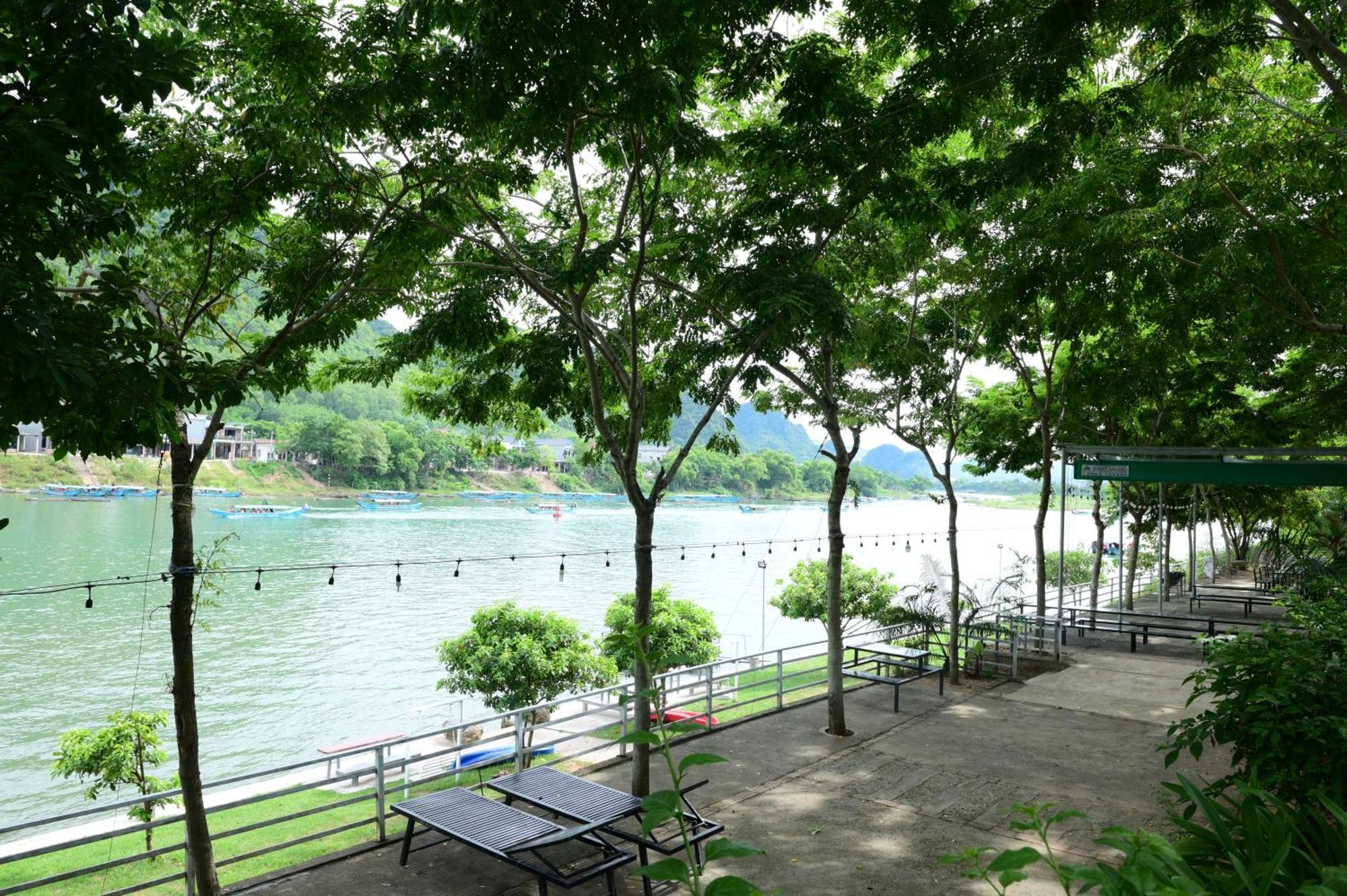 Restful River Bungalow Фонгня Экстерьер фото